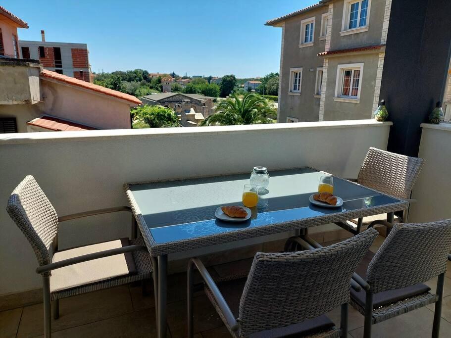 Valux Apartman PUY 외부 사진