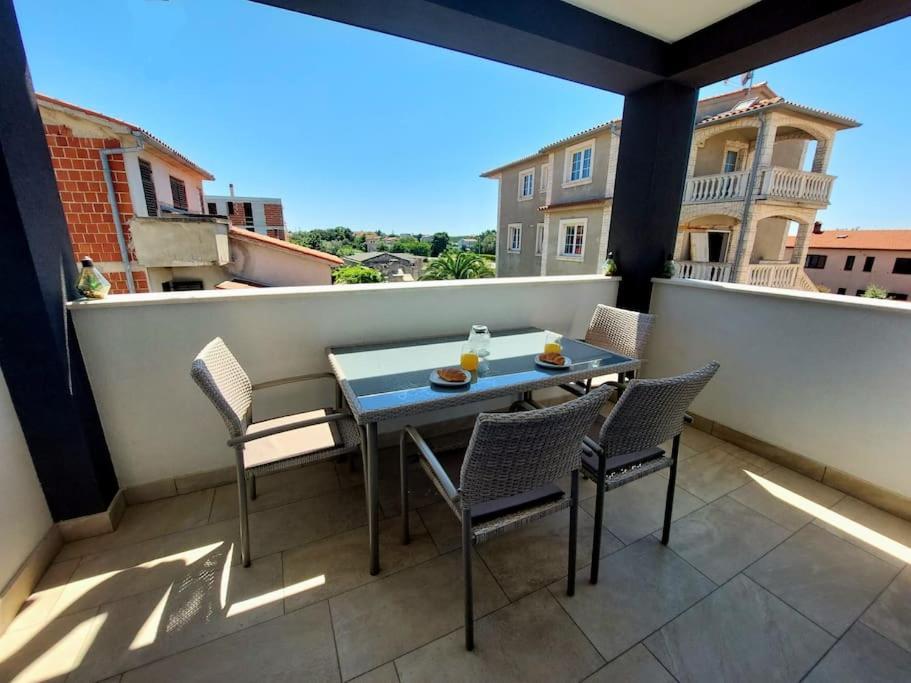Valux Apartman PUY 외부 사진